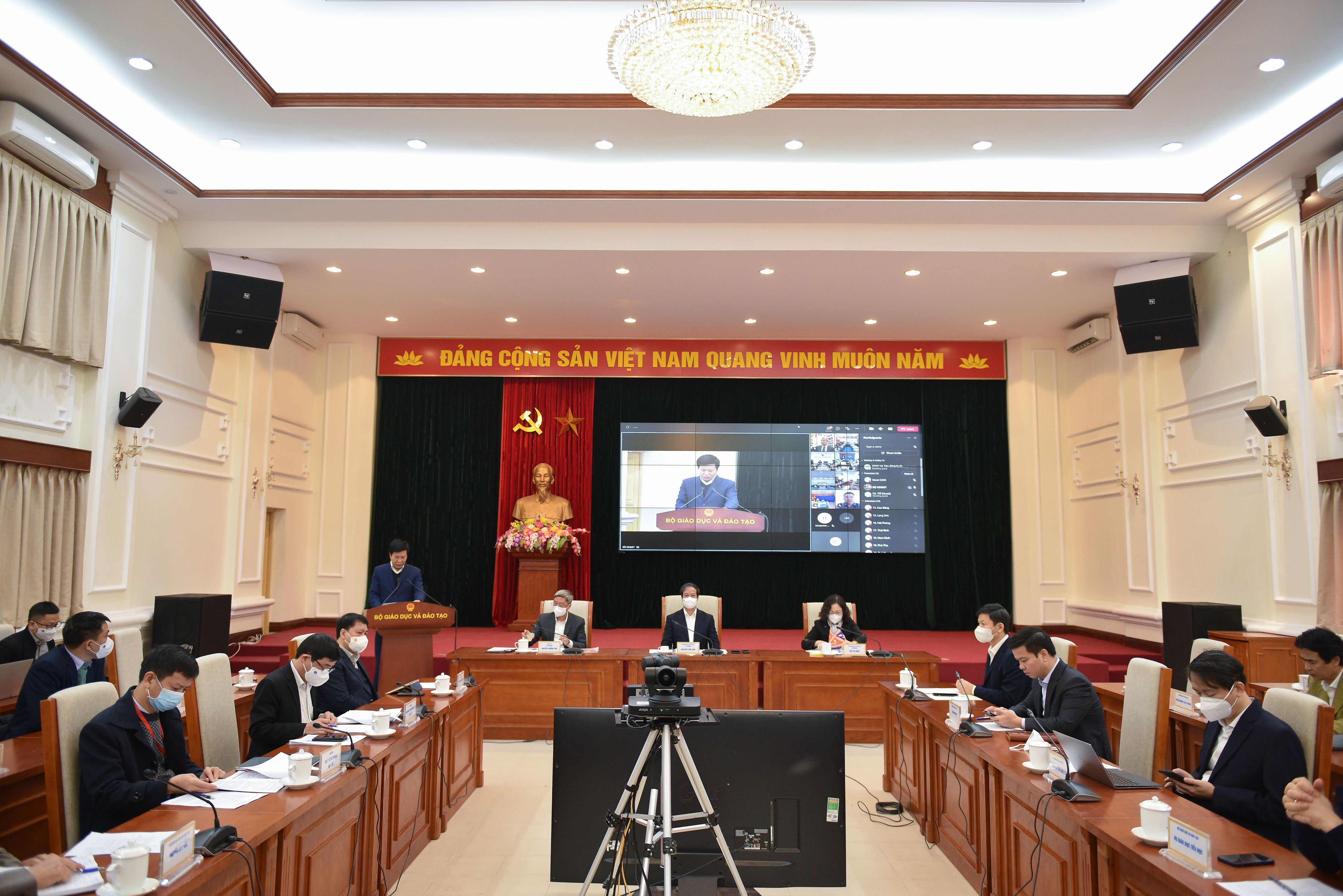 bo-truong-nguyen-kim-son-hoc-sinh-cap-2-cap-3-di-hoc-sau-tet_2.jpg