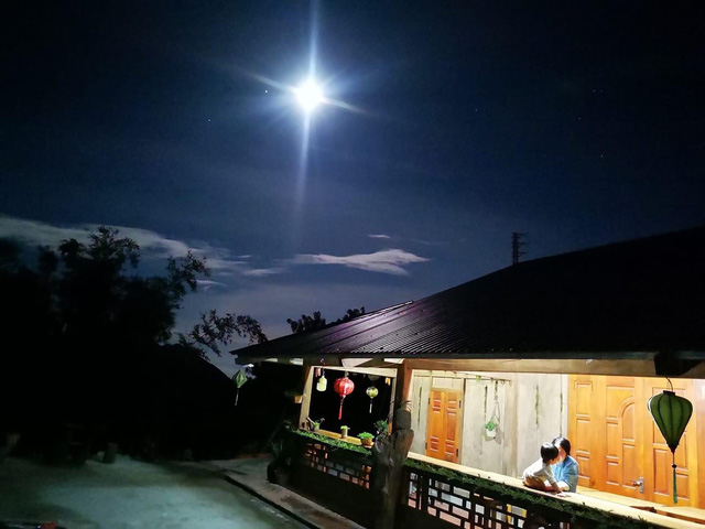 Bỏ việc lương cao ở Hà Nội, đôi vợ chồng trẻ lên núi làm homestay đẹp như mơ - Ảnh 4. Bỏ việc lương cao ở Hà Nội, đôi vợ chồng trẻ lên núi làm homestay đẹp như mơ - Ảnh 4.