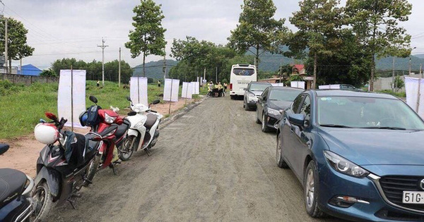 Bộ Xây dựng truy tìm nguyên nhân gây sốt đất khắp nơi