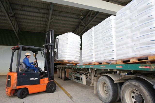 bsr-xuat-b225n-th224nh-c244ng-500-tan-san-pham-hat-nhua-moi-bopp-f3030_1.jpg bsr-xuat-b225n-th224nh-c244ng-500-tan-san-pham-hat-nhua-moi-bopp-f3030_1.jpg