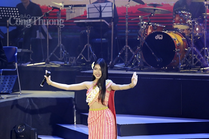 Bùng nổ Festival âm nhạc Quốc tế - Hạ Long bung no festival am nhac quoc te ha long