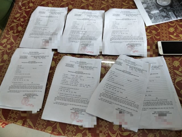 c225ch-chuc-chu-tich-phuong-thu-10000-donggiay-di-duong_1.jpg c225ch-chuc-chu-tich-phuong-thu-10000-donggiay-di-duong_1.jpg