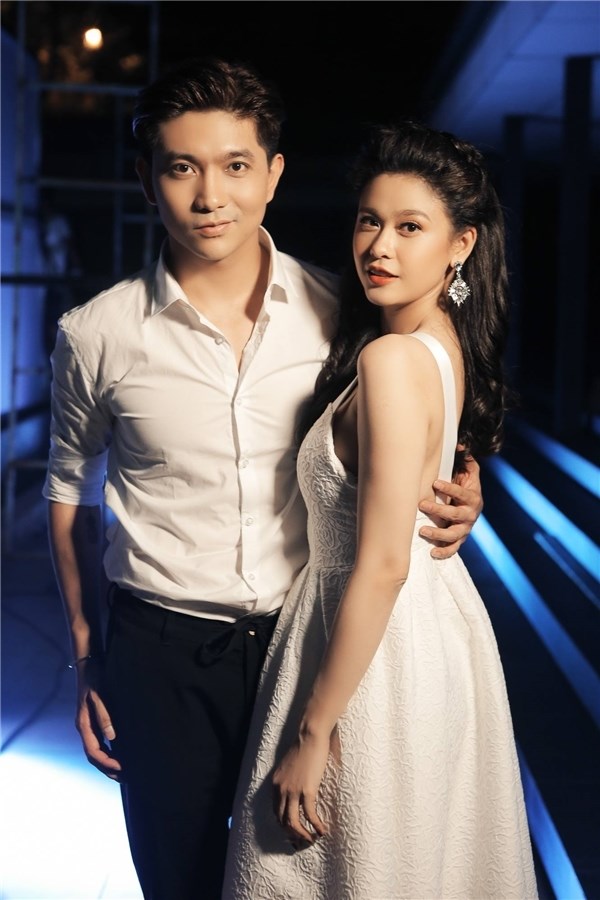 c225i-gi225-cua-su-noi-tieng_11.jpeg c225i-gi225-cua-su-noi-tieng_11.jpeg