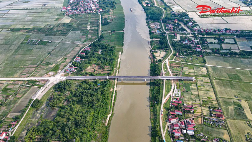 c226y-cau-tram-ty-noi-lien-h224-noi-bac-giang-bi-bo-hoang-v236-kh244ng-loi-l234n-xuong_4.jpg c226y-cau-tram-ty-noi-lien-h224-noi-bac-giang-bi-bo-hoang-v236-kh244ng-loi-l234n-xuong_4.jpg