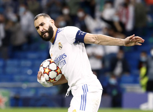 c250-soc-v242ng-bang-c1-t237-hon-sheriff-d225nh-bai-real-madrid-tai-bernabeu_2.jpg c250-soc-v242ng-bang-c1-t237-hon-sheriff-d225nh-bai-real-madrid-tai-bernabeu_2.jpg