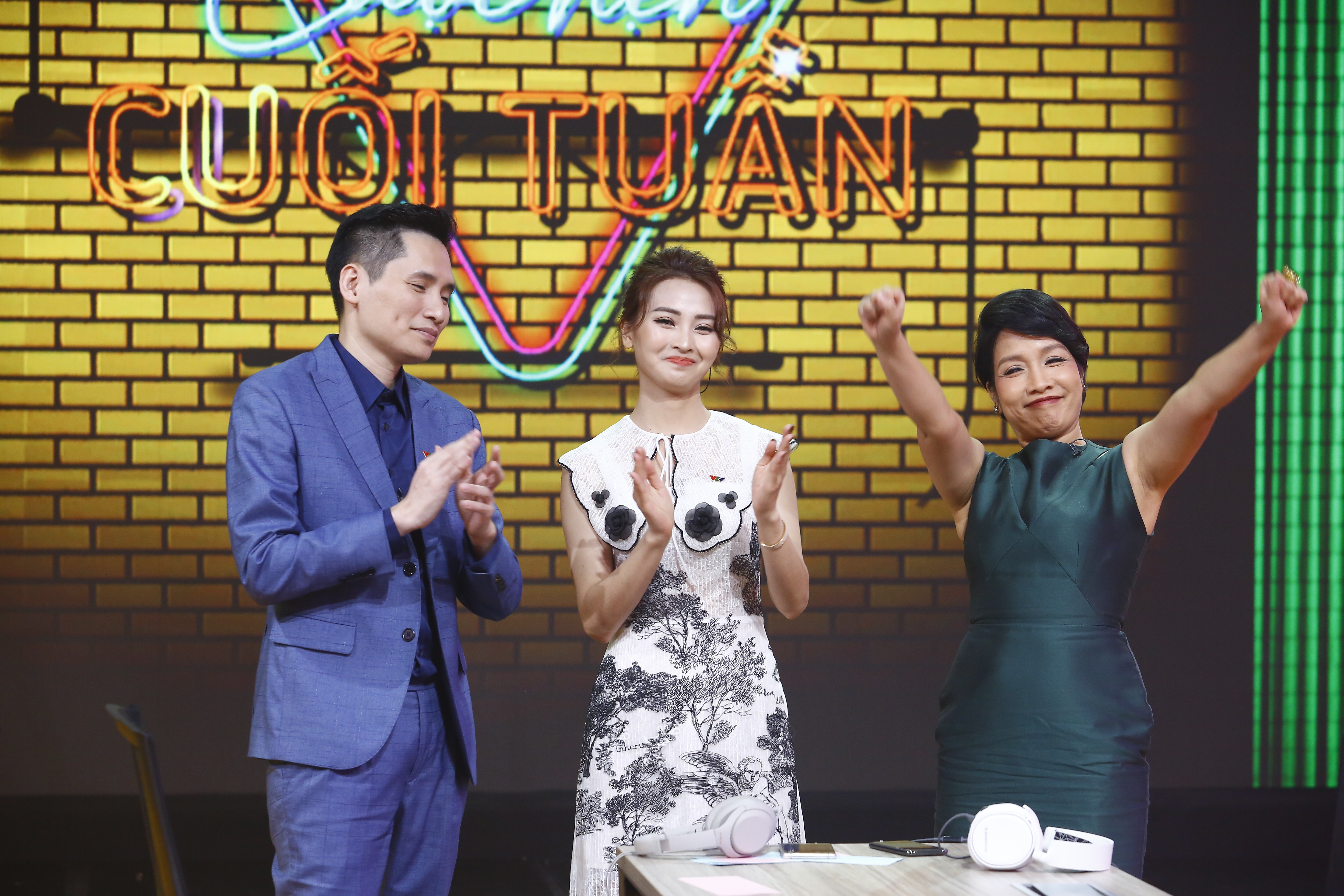 ca-si-my-linh-moi-lan-ra-album-l224-muon-ly-di_3.jpg ca-si-my-linh-moi-lan-ra-album-l224-muon-ly-di_3.jpg