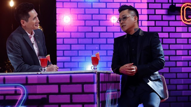 Ca sĩ Tuấn Hưng hé lộ 'ai là nóc nhà' trên sóng truyền hình