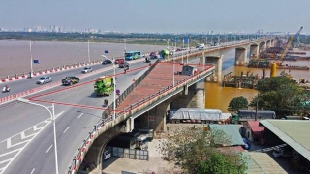 Cấm tạm thời nhiều tuyến đường để chuyển dầm cầu Vĩnh Tuy