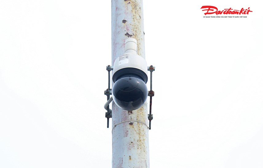 can-canh-loat-39mat-than39-bao-ve-cau-long-bi234n_10.jpg can-canh-loat-39mat-than39-bao-ve-cau-long-bi234n_10.jpg