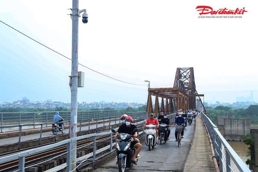 can-canh-loat-39mat-than39-bao-ve-cau-long-bi234n_9.jpg can-canh-loat-39mat-than39-bao-ve-cau-long-bi234n_9.jpg