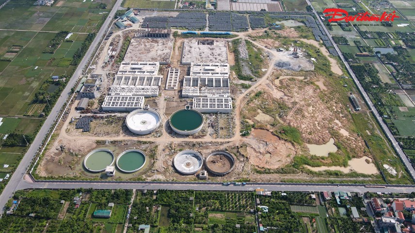 can-canh-nh224-m225y-nuoc-mat-s244ng-hong-gan-3700-ty-cham-tien-do_1.jpg can-canh-nh224-m225y-nuoc-mat-s244ng-hong-gan-3700-ty-cham-tien-do_1.jpg