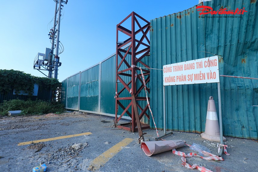 can-canh-nh224-m225y-nuoc-mat-s244ng-hong-gan-3700-ty-cham-tien-do_8.jpg can-canh-nh224-m225y-nuoc-mat-s244ng-hong-gan-3700-ty-cham-tien-do_8.jpg