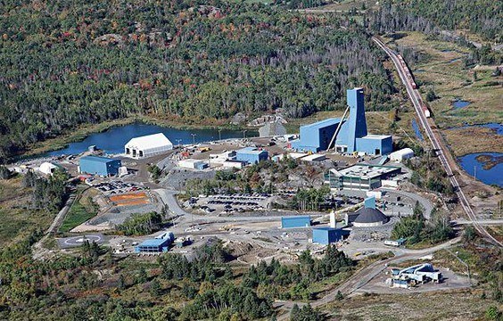 Canada giải cứu 39 thợ mỏ bị mắc kẹt dưới lòng đất