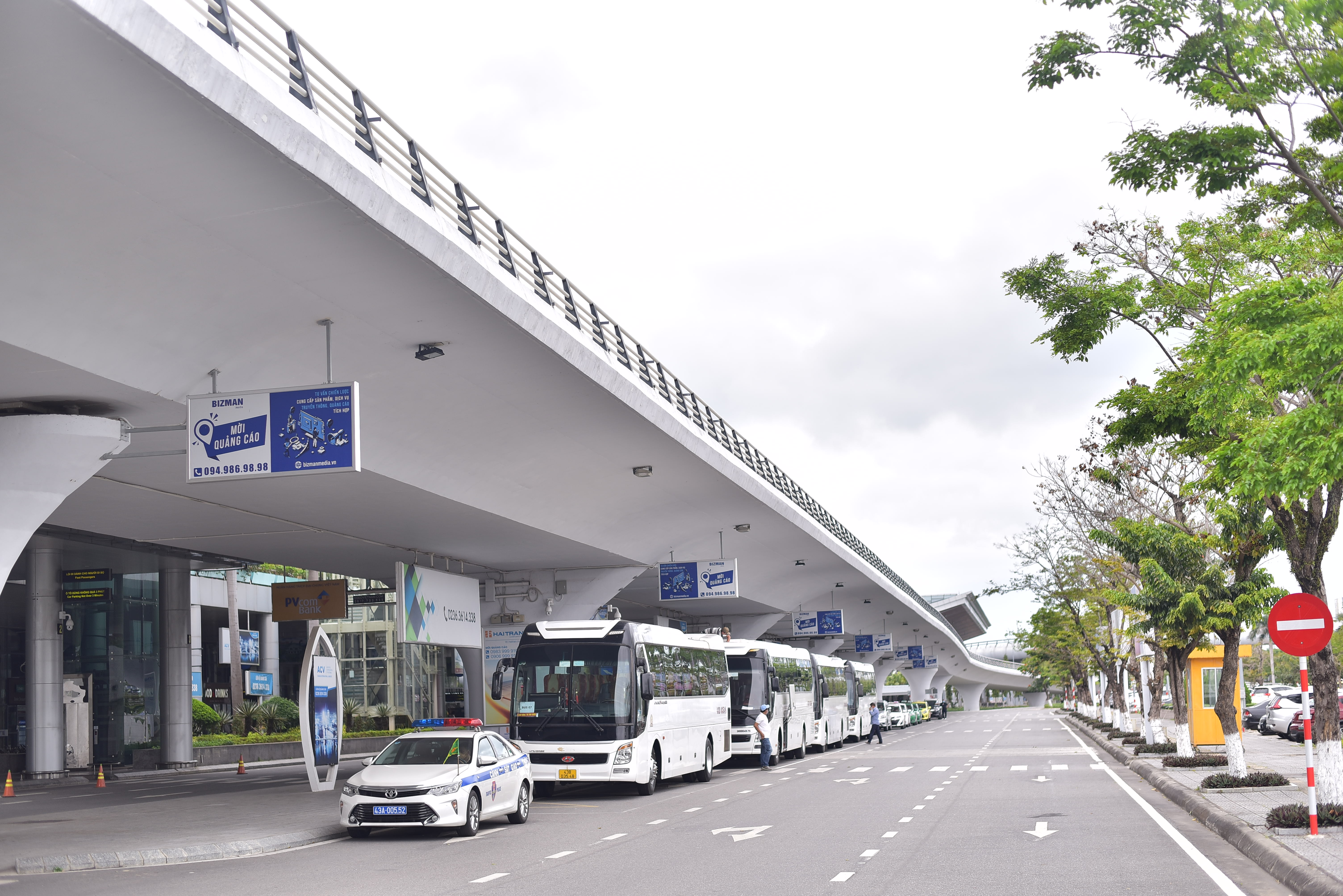 canh-s225t-ho-tong-do224n-gan-1000-kh225ch-den-d224-nang_1.jpg
