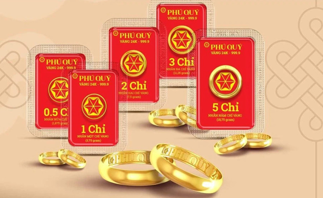 Giá vàng tăng hơn 70% sau 1 năm, còn nên tích sản?