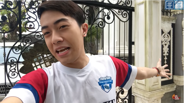 Chân dung YouTuber thứ 2 Việt Nam ẵm nút kim cương: Thiếu gia sinh ra từ vạch đích nhưng không muốn phụ thuộc vào gia đình, thu nhập 9-10 số 0 mỗi tháng - Ảnh 3.