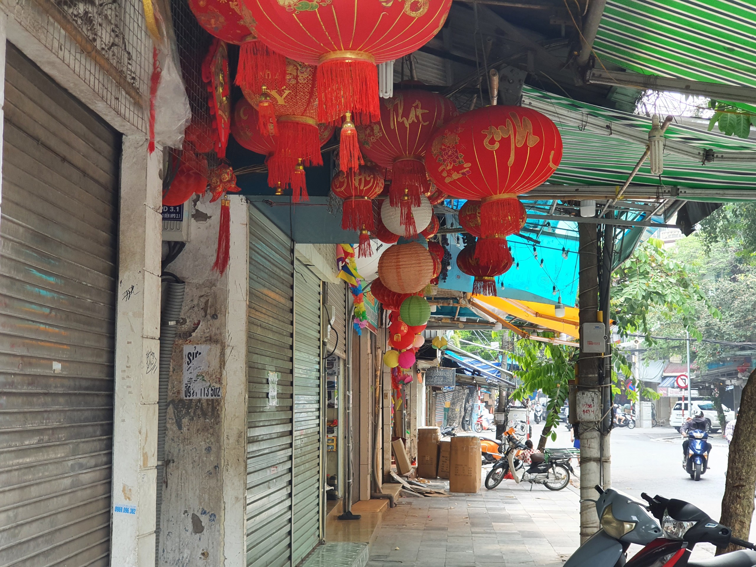 cho-trung-thu-h224ng-m227-vang-tanh-trong-39m249a-dich39_15.jpg