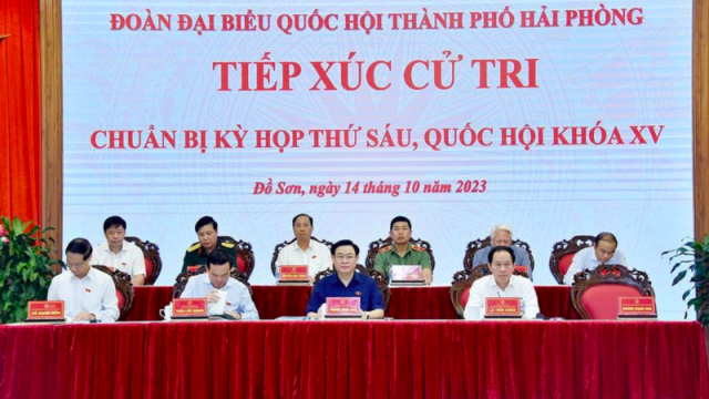 Chủ tịch Quốc hội tiếp xúc cử tri quận Đồ Sơn, thành phố Hải Phòng 