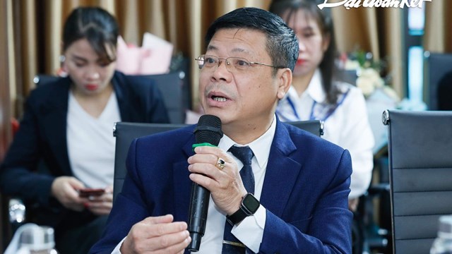 Chuyên gia Đinh Đoàn: Đừng sợ bệnh thành tích, hãy thay đổi các tiêu chí của thành tích