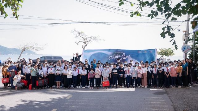 Chuyến đi Mơ ước cho 100 trẻ em có hoàn cảnh khó khăn tại tỉnh Khánh Hòa