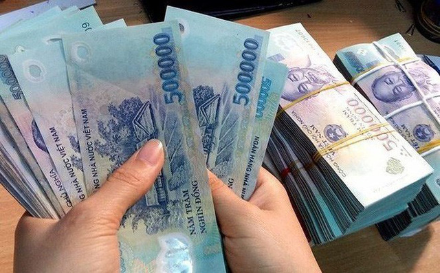 Có 200 triệu đầu tư chứng khoán thế nào để hơn gửi ngân hàng? - Ảnh 1. Có 200 triệu đầu tư chứng khoán thế nào để hơn gửi ngân hàng? - Ảnh 1.
