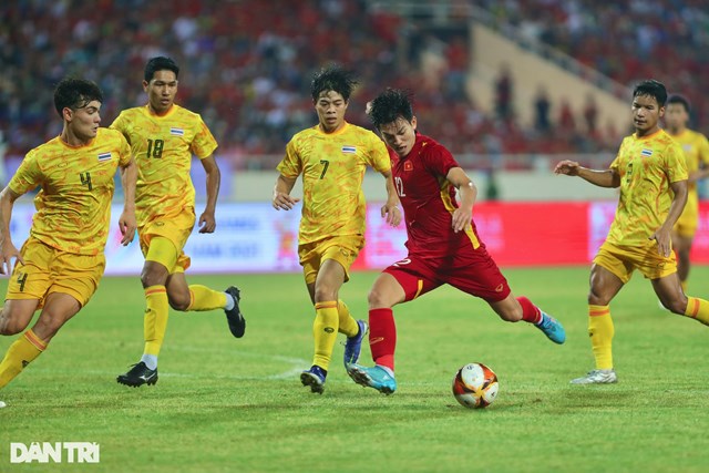 co-dong-vi234n-th225i-lan-u23-viet-nam-thang-xung-d225ng_2.jpeg