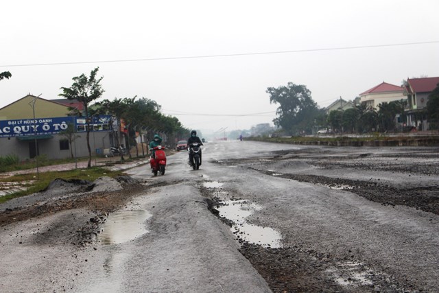 con-duong-gan-300-ty-dong-chua-b224n-giao-d227-hong_1.jpg con-duong-gan-300-ty-dong-chua-b224n-giao-d227-hong_1.jpg
