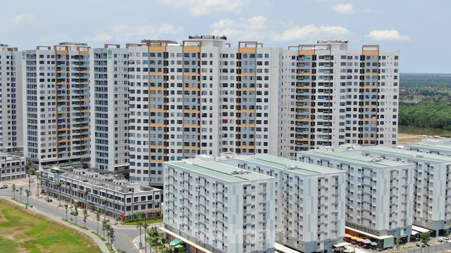  Cơn sốt đất hạ nhiệt, nhà đầu tư tìm cách bán cắt lỗ - Ảnh 2.