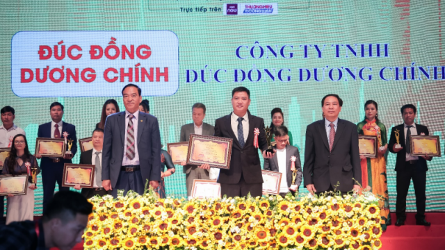 Công ty TNHH đúc đồng Dương Chính đạt danh hiệu Top 10 Thương hiệu Vàng năm 2022