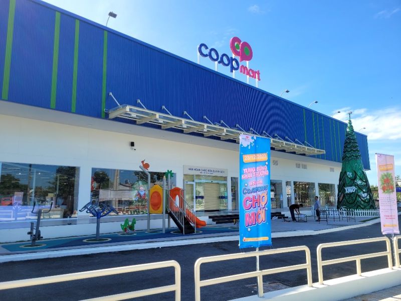 Nhân dịp khai trương, Co.opmart Chợ Mới giảm giá tới 50% nhiều mặt hàng kèm quà tặng hấp dẫn Nhân dịp khai trương, Co.opmart Chợ Mới giảm giá tới 50% nhiều mặt hàng kèm quà tặng hấp dẫn