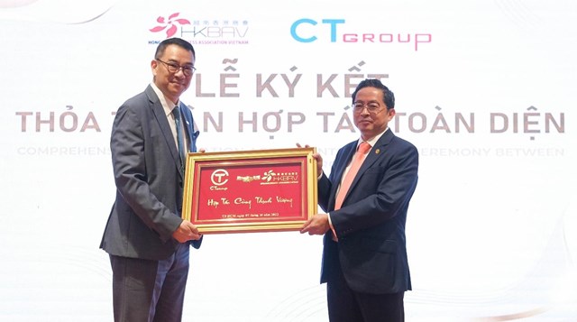 ct-group-v224-hiep-hoi-doanh-nghiep-hong-k244ng-tai-viet-nam-hop-t225c-ph225t-trien-nhieu-linh-vuc_2.jpg