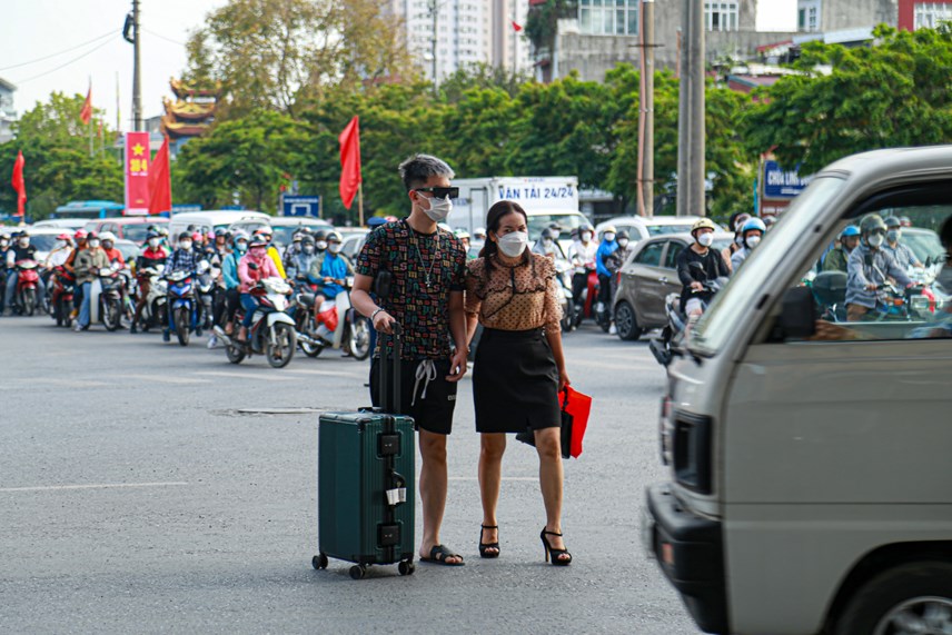 cua-ng245-thu-d244-39chat-cung39-sau-ky-nghi-le-4-ng224y_10.jpg cua-ng245-thu-d244-39chat-cung39-sau-ky-nghi-le-4-ng224y_10.jpg