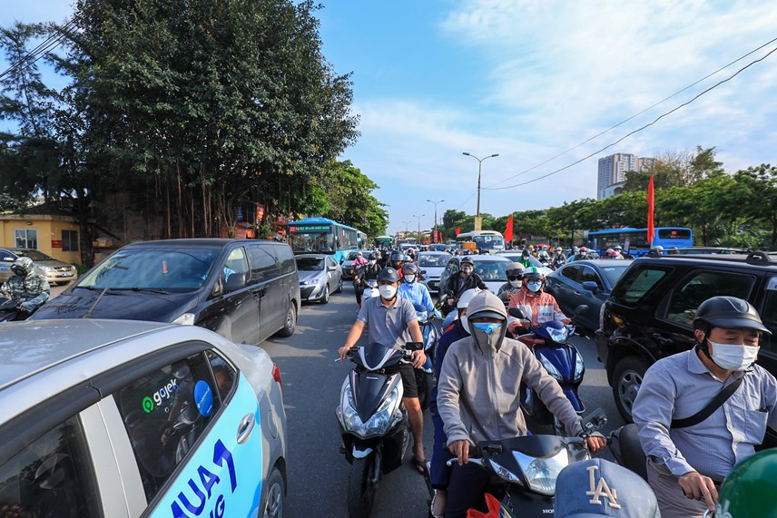 cua-ng245-thu-d244-39chat-cung39-sau-ky-nghi-le-4-ng224y_3.jpg cua-ng245-thu-d244-39chat-cung39-sau-ky-nghi-le-4-ng224y_3.jpg