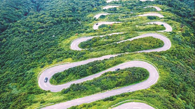 Cung đường ngoằn ngoèo nhất thế giới