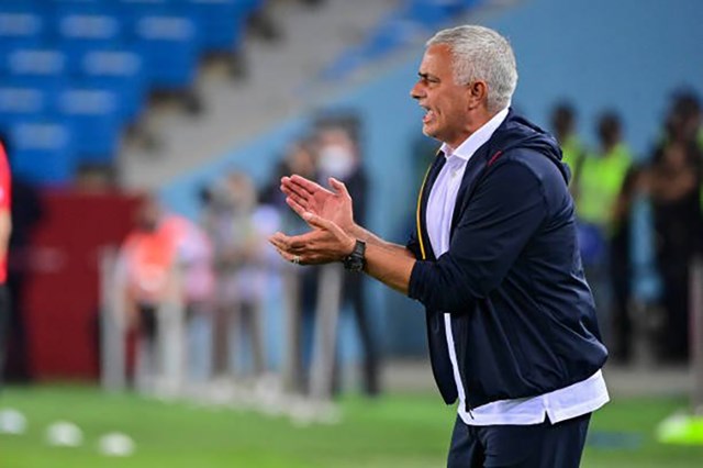 cuu-sao-mu-kien-tao-dinh-cao-gi250p-mourinho-c243-chien-thang-dau-ti234n-tai-as-roma_2.jpg cuu-sao-mu-kien-tao-dinh-cao-gi250p-mourinho-c243-chien-thang-dau-ti234n-tai-as-roma_2.jpg
