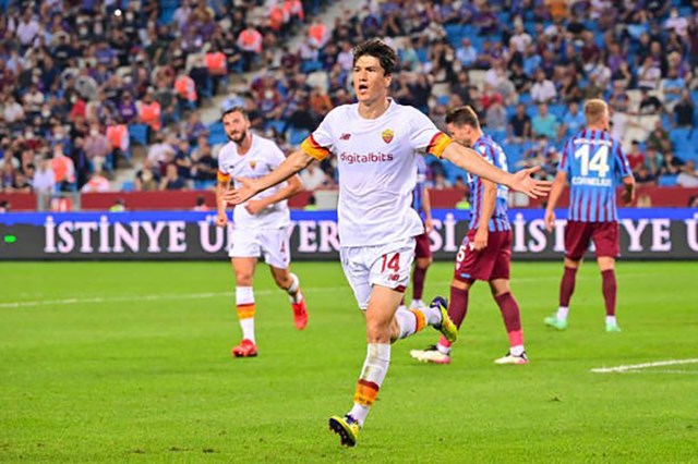 cuu-sao-mu-kien-tao-dinh-cao-gi250p-mourinho-c243-chien-thang-dau-ti234n-tai-as-roma_3.jpg cuu-sao-mu-kien-tao-dinh-cao-gi250p-mourinho-c243-chien-thang-dau-ti234n-tai-as-roma_3.jpg