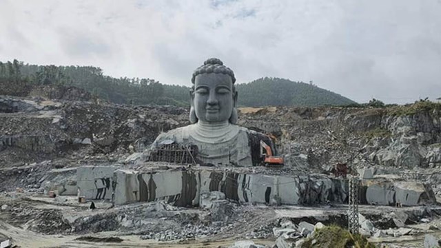 Đà Nẵng: Tượng Phật khổng lồ sẽ chấm dứt cảnh nổ mìn ở mỏ đá Phước Lý