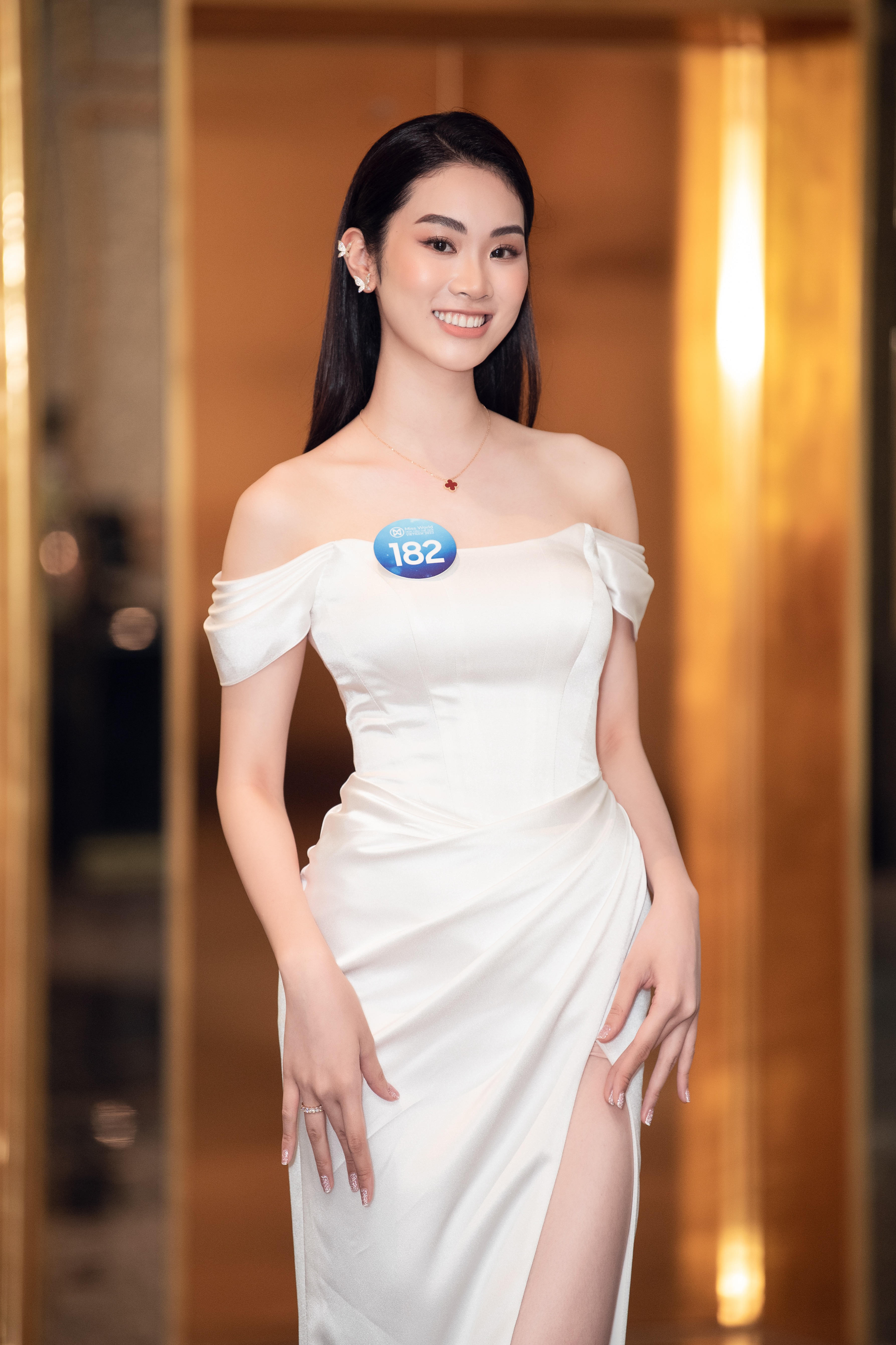 d224n-39cuc-pham39-miss-world-vietnam-2022-hoi-tu-truoc-them-chung-khao-to224n-quoc_7.jpeg