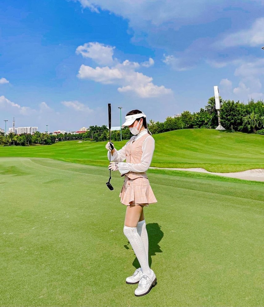 d224n-hoa-hau-viet-nam-do-sac-c249ng-thoi-trang-s226n-golf_5.jpg d224n-hoa-hau-viet-nam-do-sac-c249ng-thoi-trang-s226n-golf_5.jpg