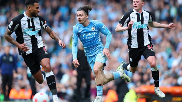 Đánh bại 5-0 Newcastle, Man City rộng cửa vô địch Premier League