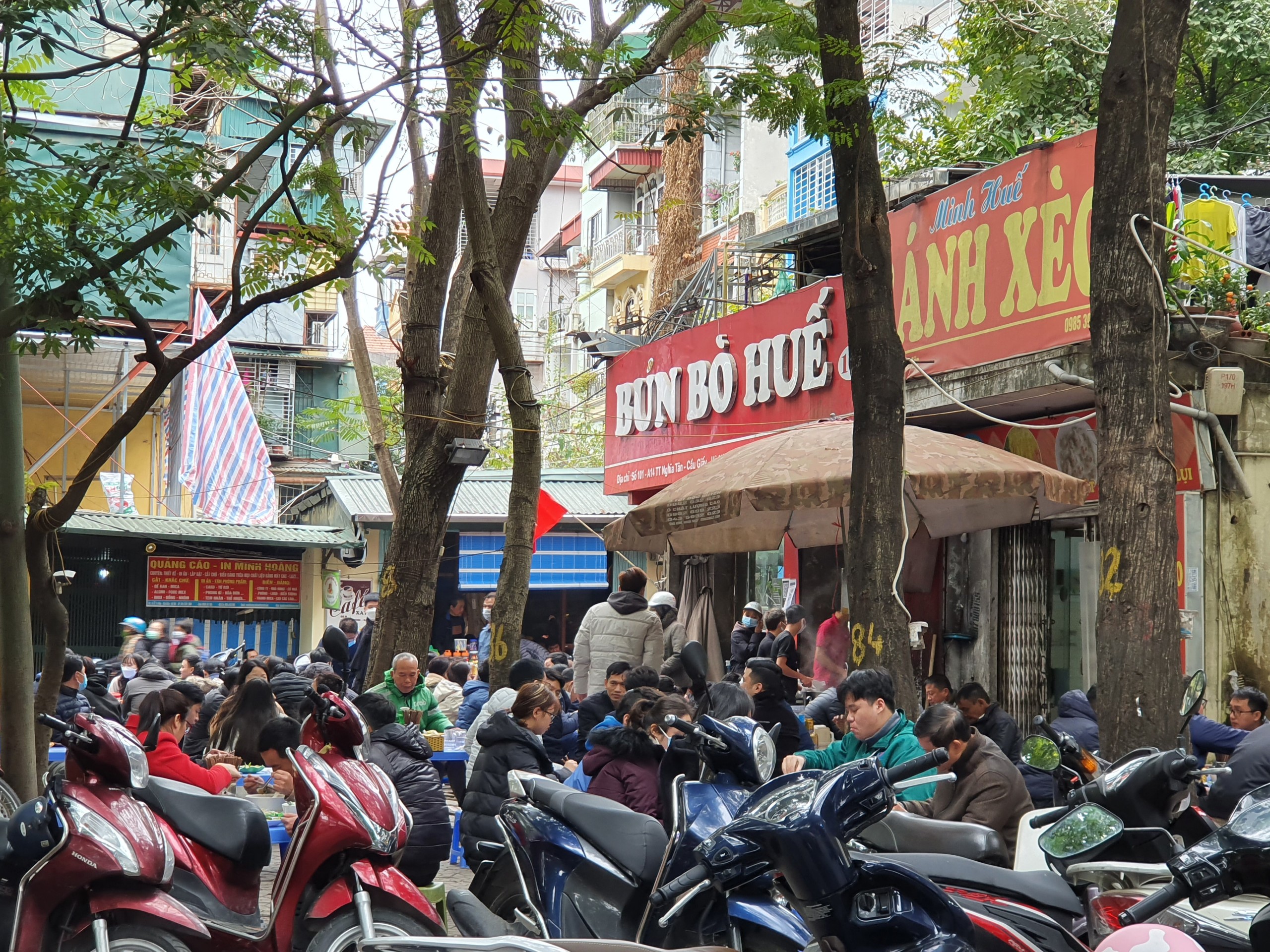 d226n-h224-noi-do-x244-an-b250n-pho-39giai-ngay39-sau-tet-39can-rang39-chiu-gi225-dat-do_4.jpg