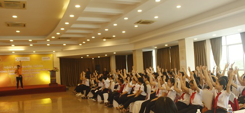 Đà Nẵng thông tin về việc tổ chức dạy học tiếng Anh với giáo viên người nước ngoài