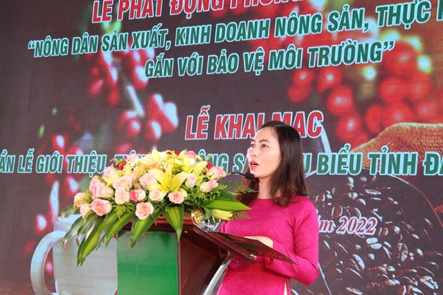 dak-lak-60-gian-h224ng-tham-gia-tuan-le-gioi-thieu-ti234u-thu-n244ng-san-ti234u-bieu_4.jpg