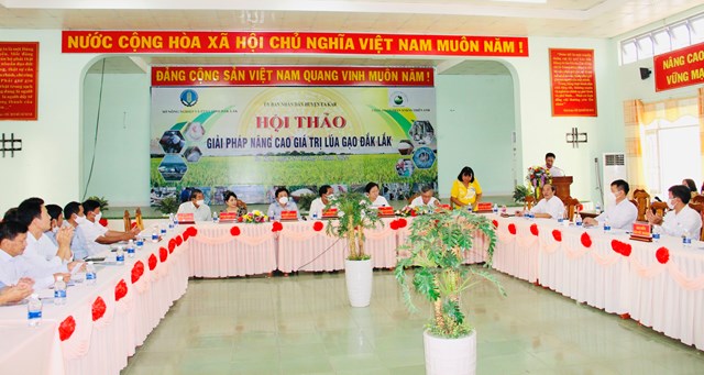 dak-lak-hoi-thao-t236m-giai-ph225p-n226ng-cao-gi225-tri-l250a-gao-v249ng-t226y-nguy234n_1.jpg