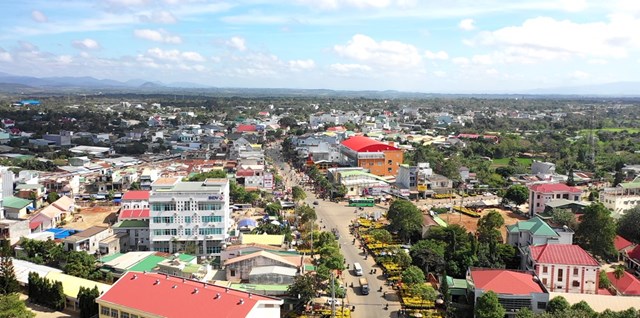 dak-lak-huyen-ea-kar-de-xuat-co-che-dac-th249-x226y-dung-tro-th224nh-thi-x227-truoc-nam-2025_1.jpg dak-lak-huyen-ea-kar-de-xuat-co-che-dac-th249-x226y-dung-tro-th224nh-thi-x227-truoc-nam-2025_1.jpg