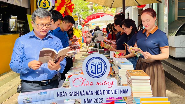 Đắk Lắk: Sôi nổi Ngày sách và Văn hoá đọc Việt Nam lần thứ Nhất