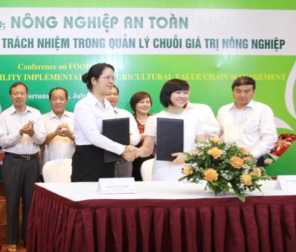 dau-tu-ph225t-trien-n244ng-nghiep-c244ng-nghe-cao-ch237nh-s225ch-d250ng-cua-agribank_2.jpg