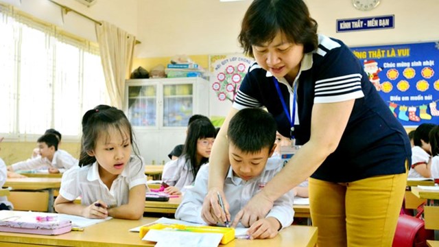 Dạy học không phụ thuộc sách giáo khoa