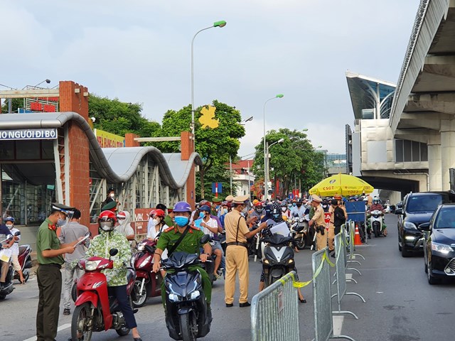 de-xuat-kh244i-phuc-hoat-dong-xe-kh225ch-khi-noi-long-gi227n-c225ch_1.jpg