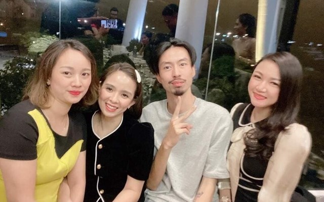 den-v226u-g226y-bat-ngo-voi-h236nh-anh-thu-sinh-ng224y-moi-39ch226n-uot-ch226n-r225o39-v224o-showbiz_6.jpg den-v226u-g226y-bat-ngo-voi-h236nh-anh-thu-sinh-ng224y-moi-39ch226n-uot-ch226n-r225o39-v224o-showbiz_6.jpg
